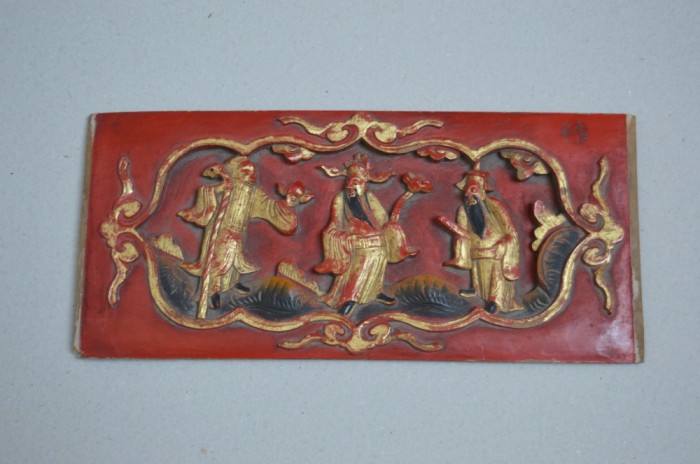 Panou policromat sculptat &icirc;n lemn, China, secolul XVIII&ndash;XIX