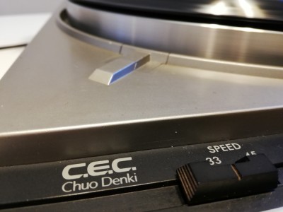 Pick up CEC CHUO DENKI model 8001 - Vintage/Rar/Japan/Perfect/Semiautomat foto