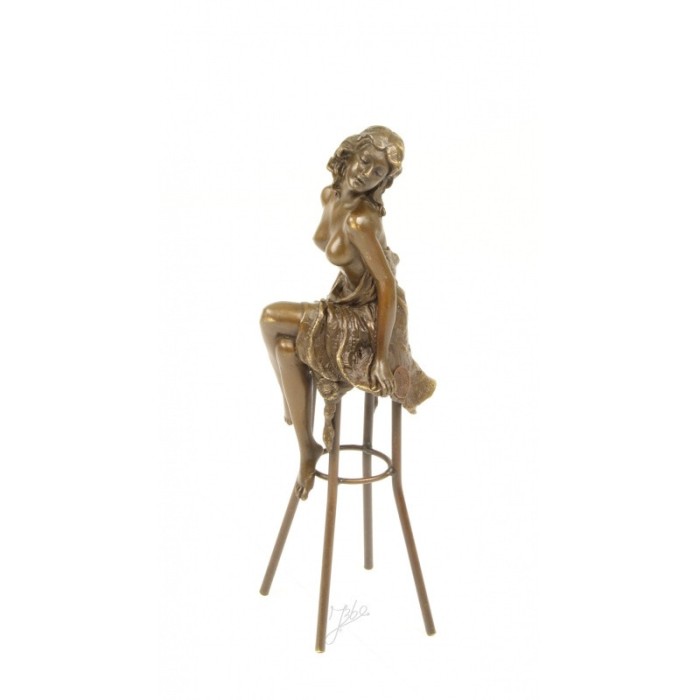 Doamna la bar-statueta bronz pe un soclu din marmura BJ-13