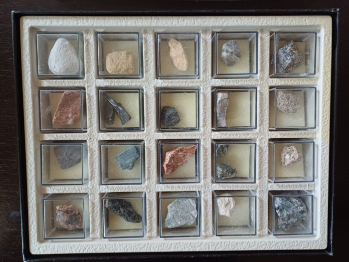 NI63 Colecție de pietre și minerale Sch&auml;tze der erde