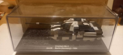 Macheta tanc Chieftain MK.V BAOR Berlin - 1984 scara 1:72 foto