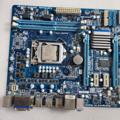 Placa de baza GIGABYTE GA-H67M-D2-B3, LGA 1155 + Procesor I3 2120