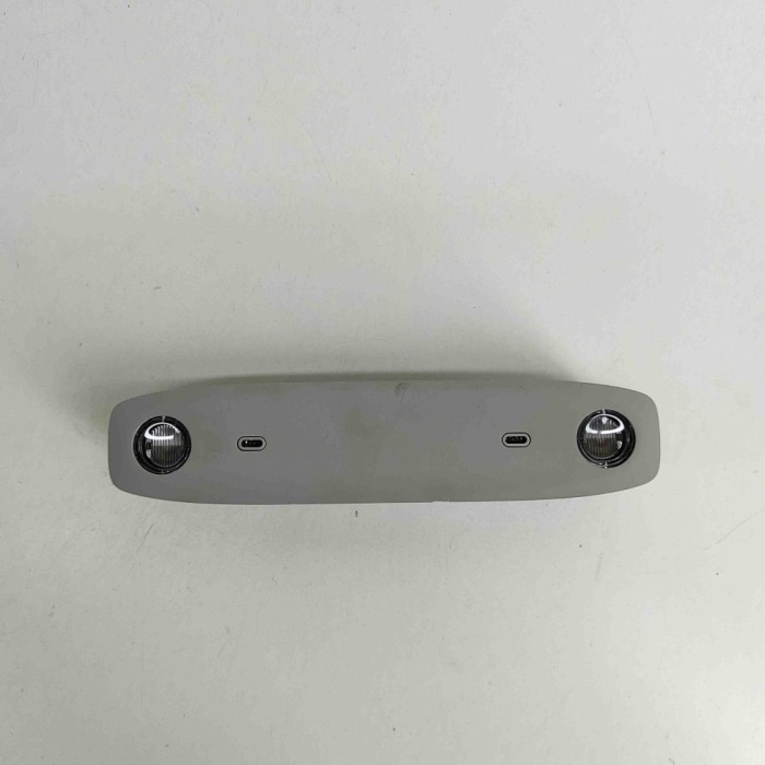 Iluminare interioară TESLA MODEL 3 2022 OEM: 1092574-00-C 25408864