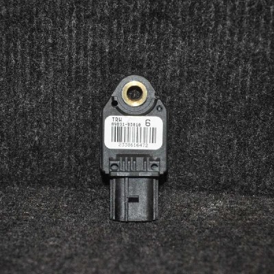 Senzor de impact dreapta spate TOYOTA YARIS _P9_ 2008 OEM: 89831-0D010 1537593 foto