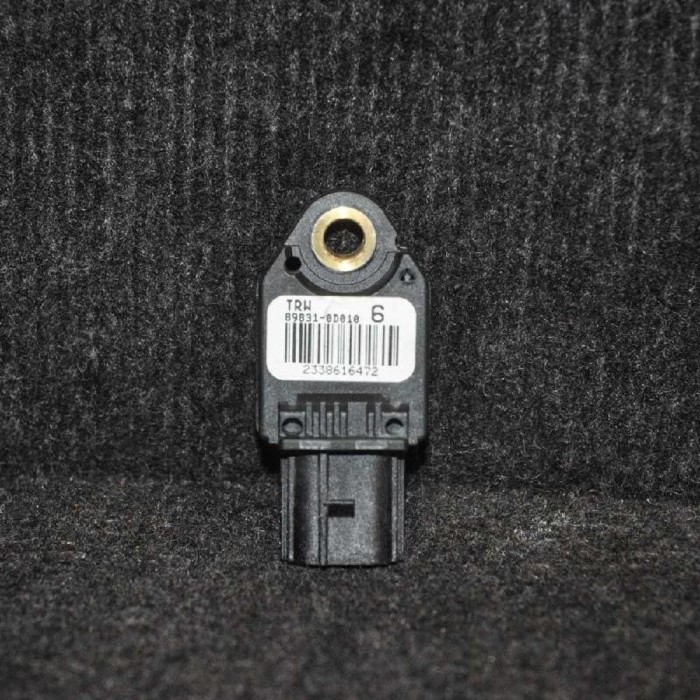 Senzor de impact dreapta spate TOYOTA YARIS _P9_ 2008 OEM: 89831-0D010 1537593