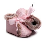 Ghetute roz sidefat imblanite cu fundita din satin (Marime Disponibila: 6-9