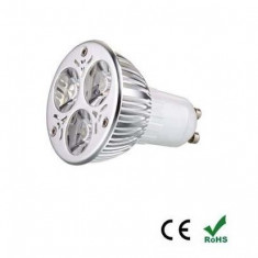 Spot cu 3 LED-uri de 1W soclu GU10 foto