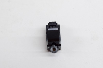 Buton geam ușă st&amp;acirc;nga față LAND ROVER RANGE ROVER SPORT II L494 2015 OEM: CPLA-14717-AA 15087993 foto