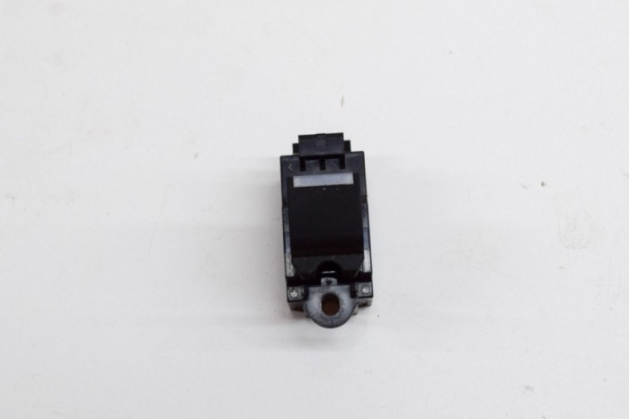 Buton geam ușă st&acirc;nga față LAND ROVER RANGE ROVER SPORT II L494 2015 OEM: CPLA-14717-AA 15087993
