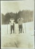 1931 Foto veche interbelică, Schiori la Brasov, sporturi de iarna, costume schi, istoria timpului liber, vacante, concedii la munte, tip CP