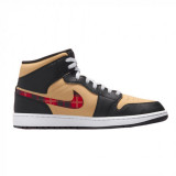 Cumpara ieftin AIR JORDAN 1 MID SE TT