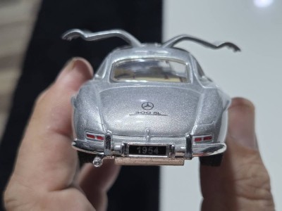 Masinuta vintage 1964 Mercedes 800 SL foto