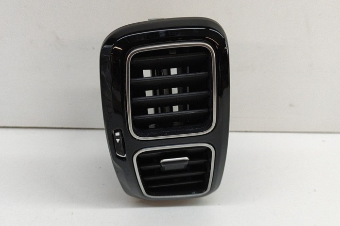 Gura de ventilație planșa de bord CITRO&Euml;N C5 AIRCROSS 2020 OEM: 9817118477 27505938