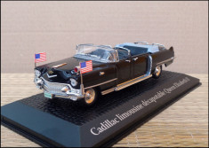 Macheta Cadillac Limousine Decapotable &amp;quot;Queen Elizabeth II&amp;quot; (1959) 1:43 Norev foto