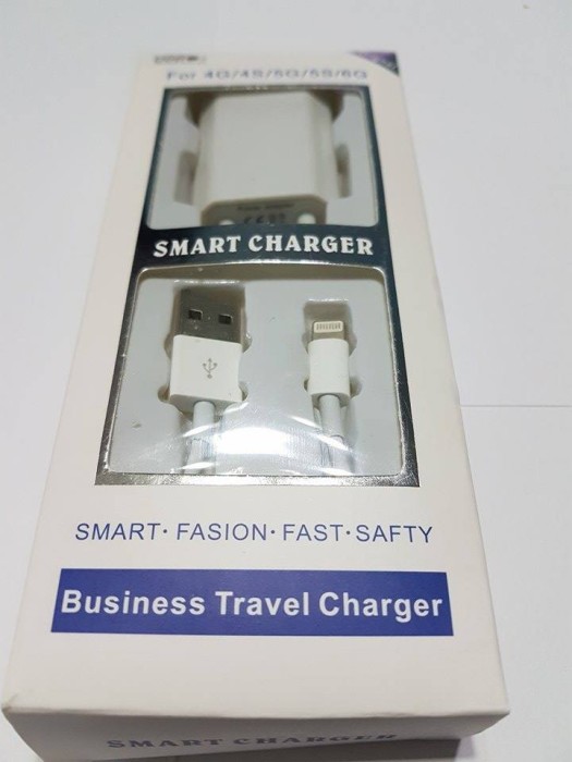 Adaptor + CABLU KIT INCARCARE IPHONE 6/6S 2 in 1 cu USB de 1 M-1A Adaptor + CABLU KIT INCARCARE IPHONE 6/6S 2 in 1 cu USB de 1 M-1A