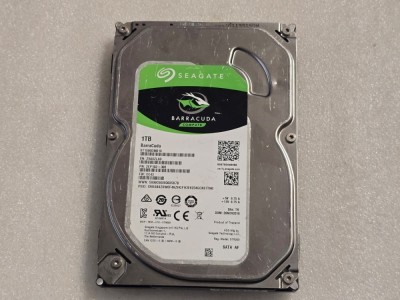 Hard disk desktop Seagate BarraCuda 1TB, 7200rpm, 64MB SATA-III ST1000DM010 foto