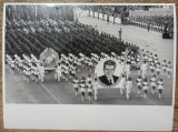 Scena de la defilarea din 23 august 1984// fotografie