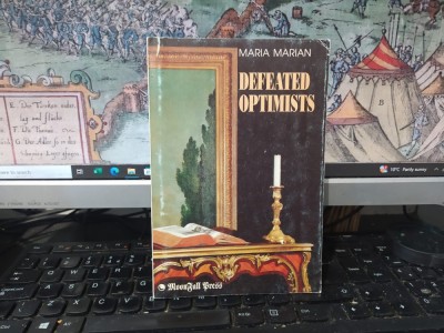 Maria Marian, Defeated optimists, MoonFall Press, Springfield 1998, 093 foto