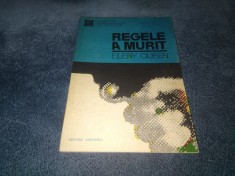 ELLERY QUEEN - REGELE A MURIT