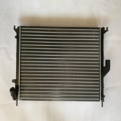 Radiator racire Dacia Logan 04.2008-2012 (1.5dci 48/50/62kw Fara Ac) ; Dacia Sandero 06.2008-2012 (1.5 Dci 63kw Fara Ac/ 1.2 55kw Cu Ac / 1.6 64kw Cu foto