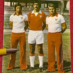 Foto UTA ARAD-Patrascu I.(secund),KUKLA(capitanul) si CZAKO Stefan(principal)