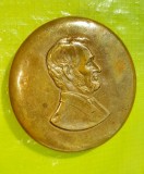 F783-Medalie placheta LINCOLN veche anii 1900 prb. bronz 8,8 cm diametrul.