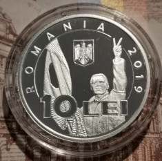 MONEDA ARGINT 30 DE ANI DE LA REVOLUTIA ROMANA DIN DECEMBRIE foto