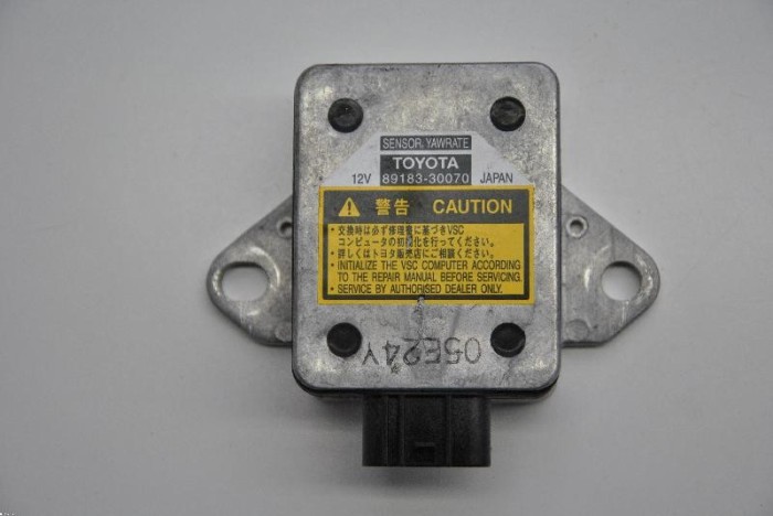 Senzor de accelerație LEXUS GS III GRS19_, UZS19_, URS19_ 2006 OEM: 89183-30070 2379055