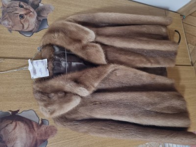 Haina blană nurca foto