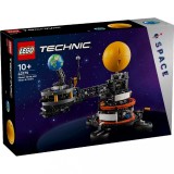 Lego Technic Planeta Pamant Si Luna Pe Orbita 42179