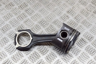 Piston MERCEDES-BENZ C W203 2006 OEM: A6110300320,A6110300717 14887208 foto