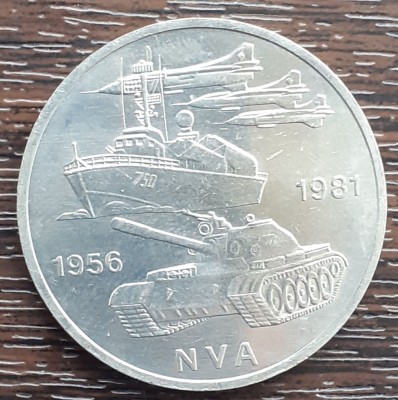 (M222) MONEDA GERMANIA DEMOCRATA (RDG, DDR)-10 MARK 1981,25 ANI ARMATA NATIONALA foto