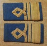 C3 - Grade militare - capitan comandor pilot aviatie - piesa de colectie!