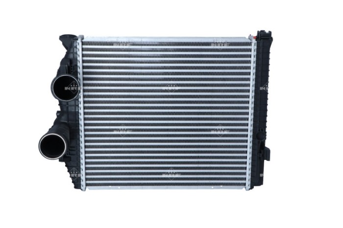 NRF 30211 Intercooler, compresor