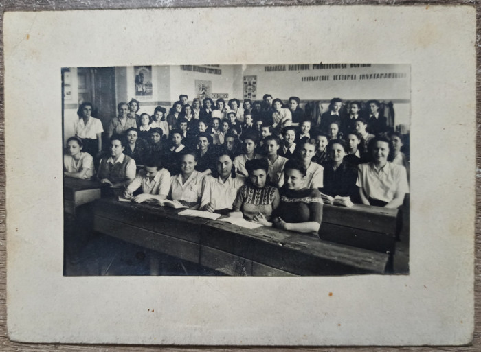 Clasa de fete, Liceul Julia Hasdeu, anii &#039;40// fotografie