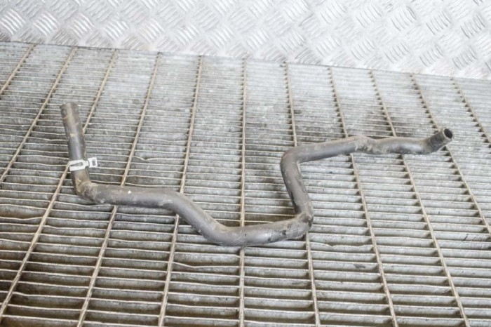 Furtun de lichid de răcire VOLVO XC90 II 2016 OEM: 31338302 11429468