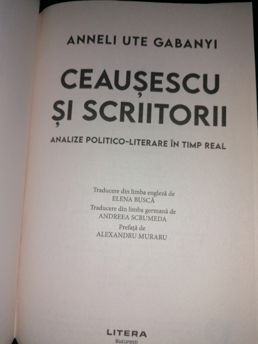 Ceausescu și scriitorii