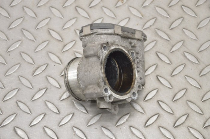 Corp clapetă LAND ROVER RANGE ROVER EVOQUE L538 2016 OEM: G4D3-9F991-AA | 18059749