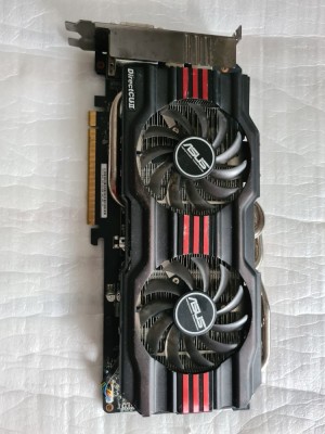 Placa video Asus GTX770 Direct CU II cu 2gb ddr5/256 bits foto