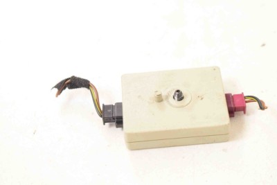 Amplificator de antena BMW 3 E90 2007 OEM: 9110621 foto