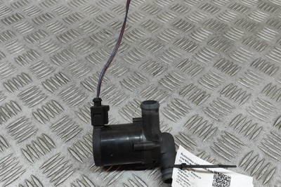 Pompa de apa auxiliara PORSCHE CAYENNE 9PA 2004 OEM: 7L0965561D,7L0.965.561.D 28931822 foto
