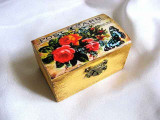 Buchet flori si fluture design carte postala, cutie lemn bijuterii 29055
