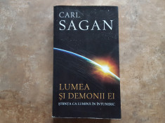 Lumea si demonii ei - Carl Sagan foto