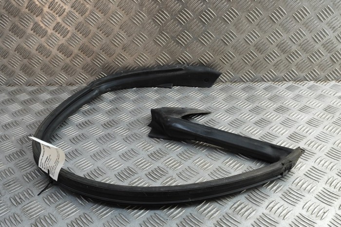 Garnitura ușă dreapta față NISSAN 370 Z Coupe Z34 2014 OEM: 80830-1EA0A | 31994464