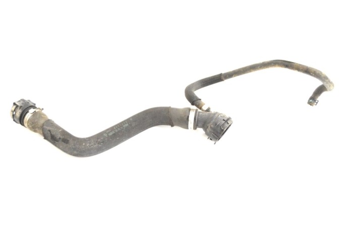 Furtun de lichid de răcire BMW i3 I01 2015 OEM: 8611672 13529672