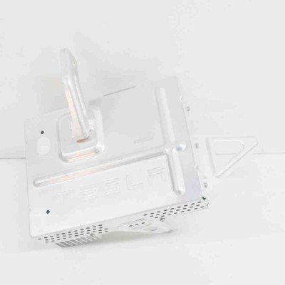 Amplificator de sunet TESLA MODEL 3 2020 OEM: 1079748-00-E foto