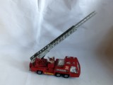 bnk jc Matchbox Super Kings K-9 Fire Tender