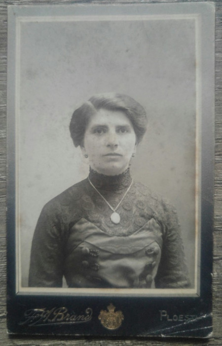 Portret femeie// CDV, atelier Friedrich A. Brand Ploesti, foarte rar!