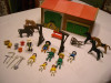 Playmobil - Grajdul cailor, 35, Albastru