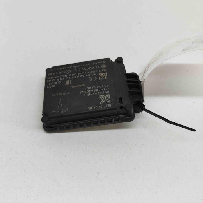 Senzor radar de distanță TESLA MODEL 3 2018 OEM: 1108647-00-C,A2C76429401,4135A-ARS4B